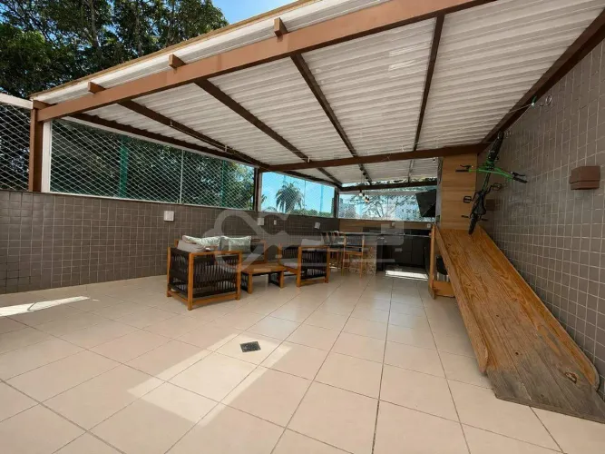 ÁREA PRIVATIVA | 3 QUARTOS | 3 VAGAS - BAIRRO ITAPOÃ - R$ 1.200.000,00