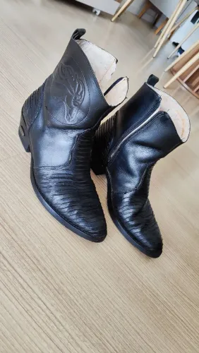 BOTA AGABÊ (HB) EM COURO LEGÍTIMO - Nº 41