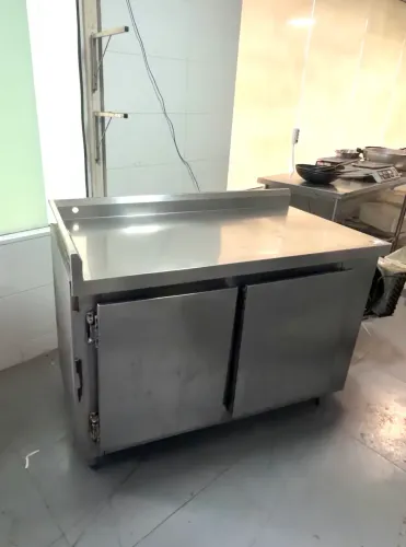 Balcão Refrigerado Inox 1,30m com 2 Portas - Motor Externo Comercial
