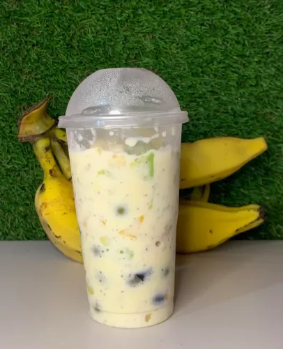 Salada de frutas, com mousse de maracujá ou tradicional, entrega grátis mangueirão e Una