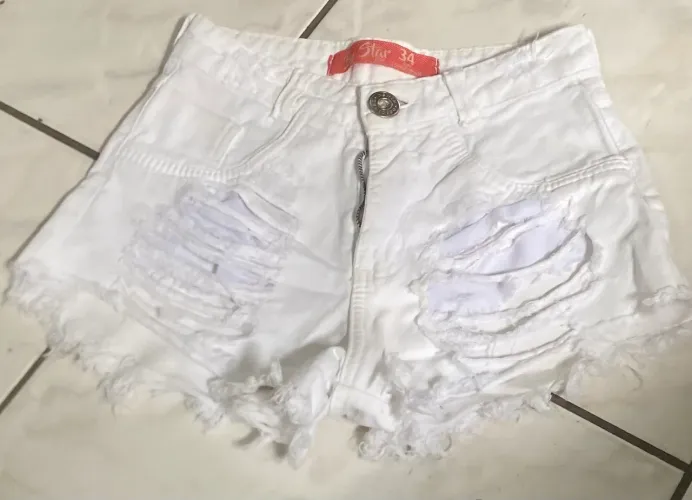 Shorts branco - TAM 34