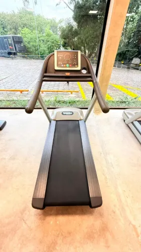 Esteira Technogym Excite Run (Temos 2 equipamentos para venda)