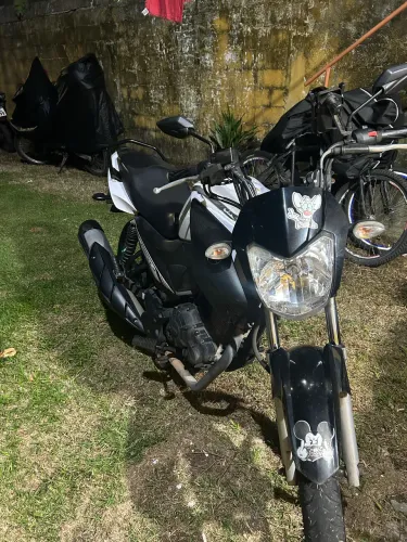 Vendo YAMAHA YBR 150 2023