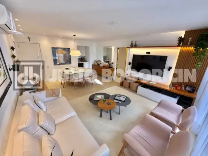 Imobiliária Julio Bogoricin vende unidade na Selva de Pedra c/ planta confortável !