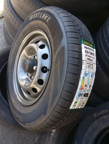 Rodas E Pneus Novos!!