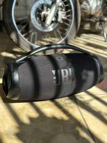 JBL Boombox 3