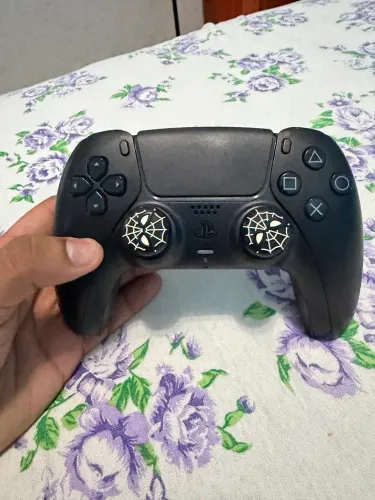 Vendo controle de ps5 semi novo