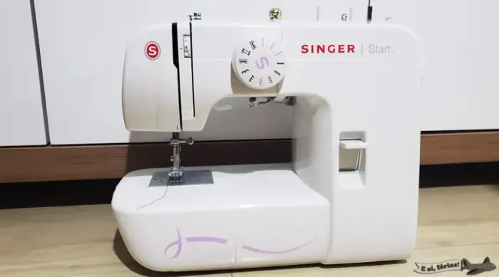Máquina de costura Singer Start