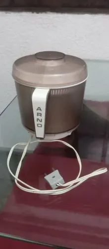 Espremedor de frutas Arno 