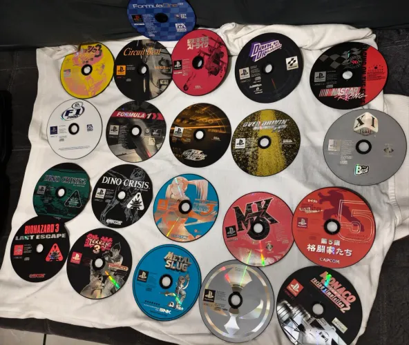 Lote de jogos de PS1 
