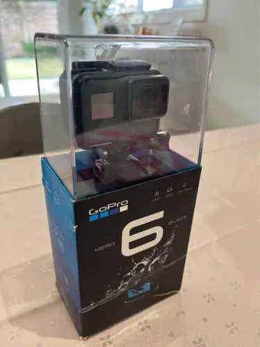GoPro Hero 6 Black + Acessórios Originais