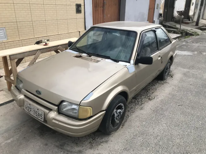 Ford Escort L/lx 1.6 1989