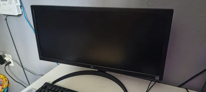 Monitor LG 25.7
