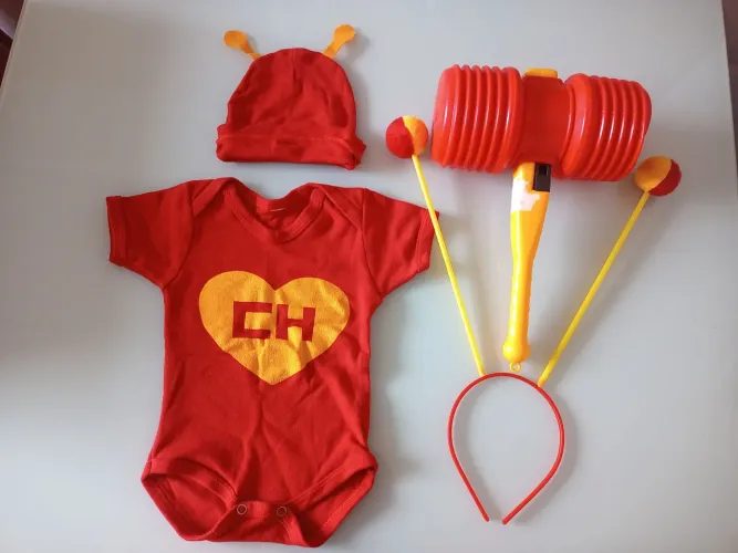 Fantasia do Chapolin para bebê de 6 a 9 meses