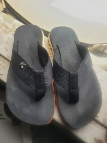 chinelo kenner