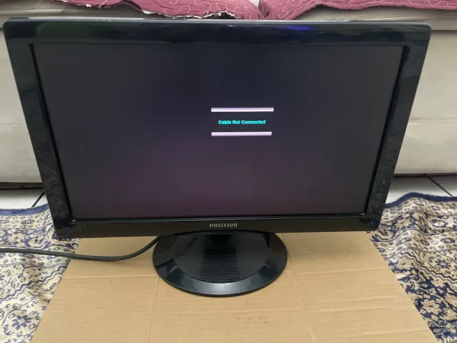 Monitor Positivo tela 18,5 polegadas funcionando 