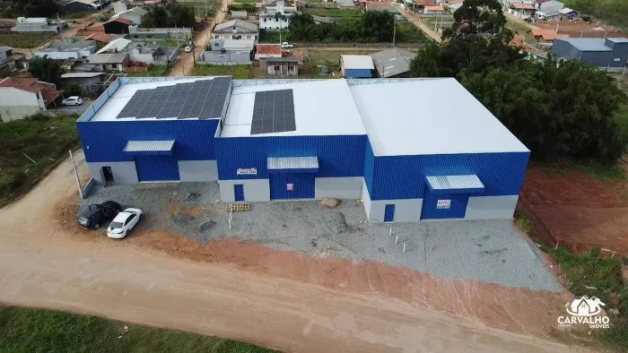 Galpão com 261 m2 disponível para locação comercial com fácil acesso a R 101 em Itajuba -