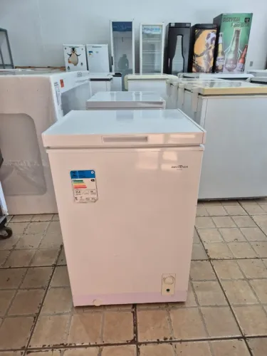 Freezer Britânia 100 litros seminovo