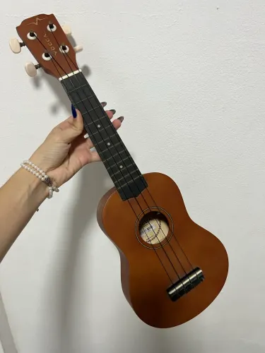 UKULELE VOGGA VUK303 BC