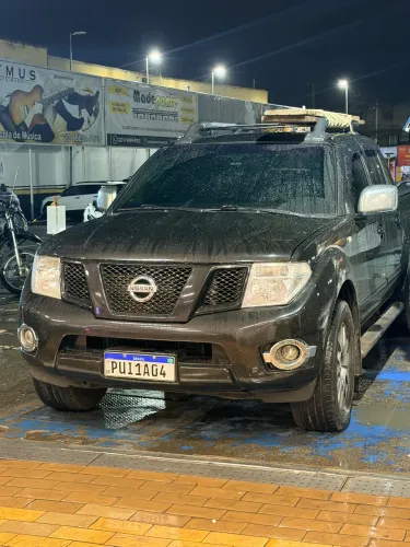 Nissan Frontier SL CD 4X4 2.5tb Diesel AUT 2014