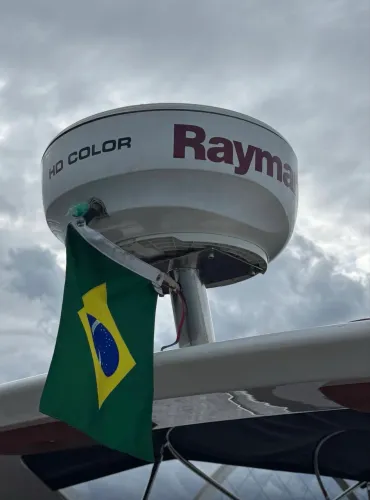 Antena De Radar Náutico Raymarine Radome Para Barco E Lancha 4kw