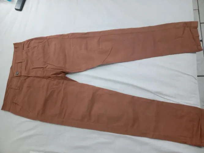 Calças masculinas R$25,00 cada !!!
