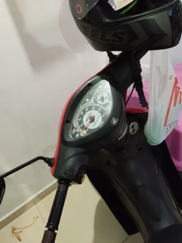 Honda Biz 125 top