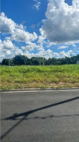 Terreno à venda na parte alta do bairro com 160m²