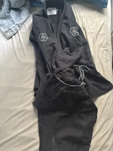 Kimono keiko preto seminovo