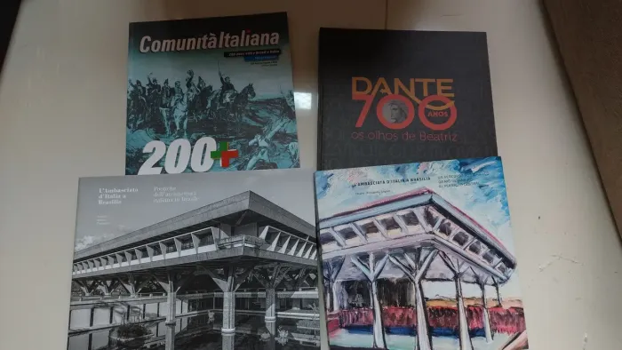 Série de Livros Italianos - Embaixada em Brasília