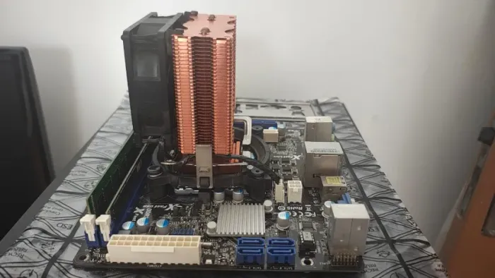 Kit i5 ASROCK 16GB RAM com Fonte 500W real