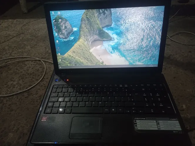 Vende um Notebook Acer aspire