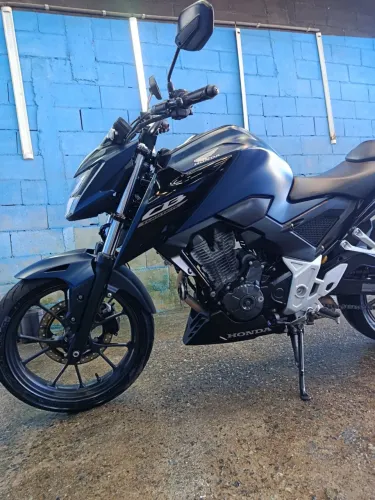 Honda CB 300f Twister Flex 2025