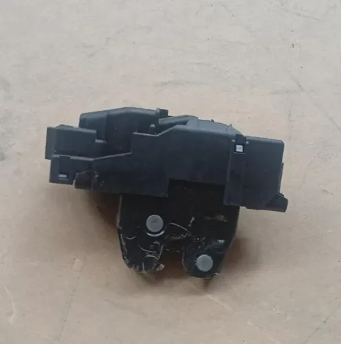 tranca tampa da mala citroen c4 cactus  19/23 