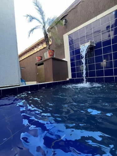 Casa de condomínio 3 dormimos/ Piscina/ suite com banheira/ Próximo da Praia.