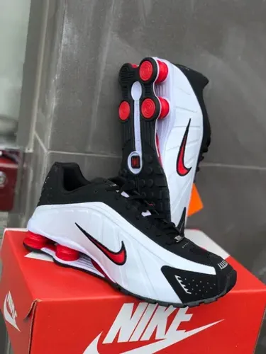 Nova Cor! Tênis Shox R4 Vietnã Refletivo