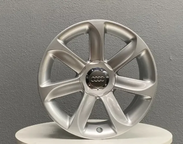 Rodas Audi TT Quattro 2013 Original Prata 5x112 - 18x9 Offset 52 (Sn)