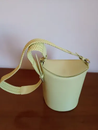 Bolsa de Ombro Lima Arezzo