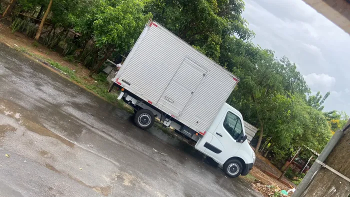 Faço frete 