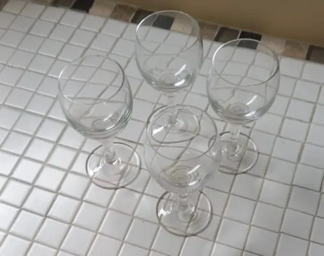 TAÇA / COPOS DE LICOR