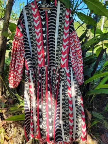 Vestido Isabela Capeto 