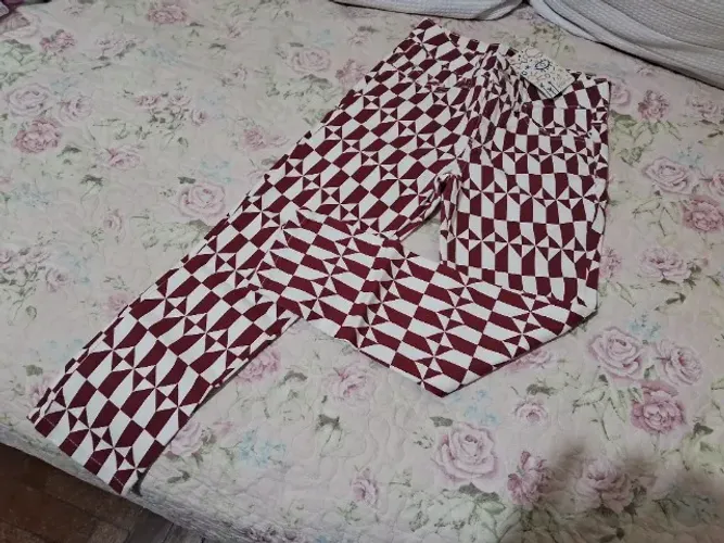Calça de Sarja Estampada Fábula - Tamanho 8 Anos