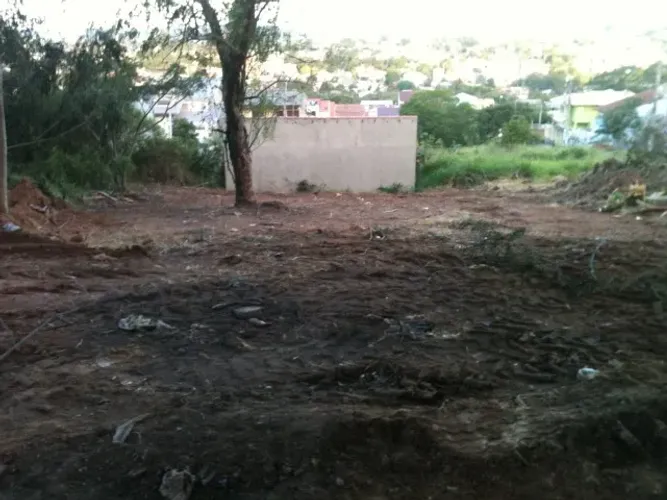 Terreno 10 x 30 Av. Liberdade 10 x 30 - Bairro Santa Isabel