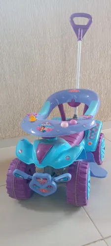 Carrinho andador infantil Princesas Do Gelo Style - Biemme