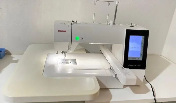Bordadeira Janome Memory Craft 500e