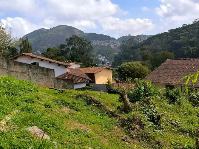 Terreno plano com 500 m² no Centro