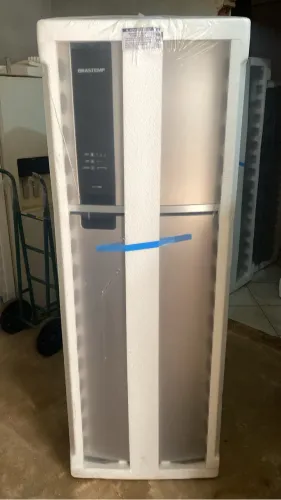 Geladeira Brastemp inox frost free na caixa 