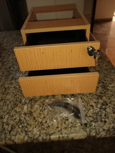 Vendo Gaveteiro Duplo Novo.