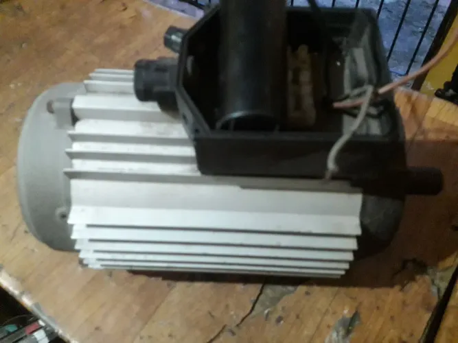 Motor trifásico 2 cv com freio
