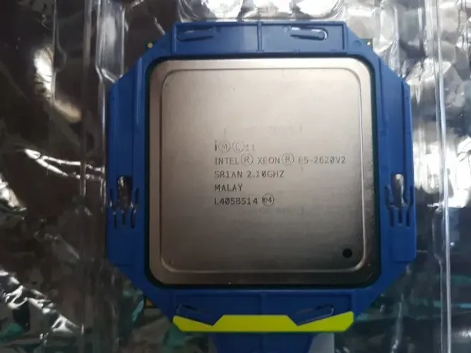 Intel Xeon E5-2620 v2 cache de 15 M, 2,10 GHz